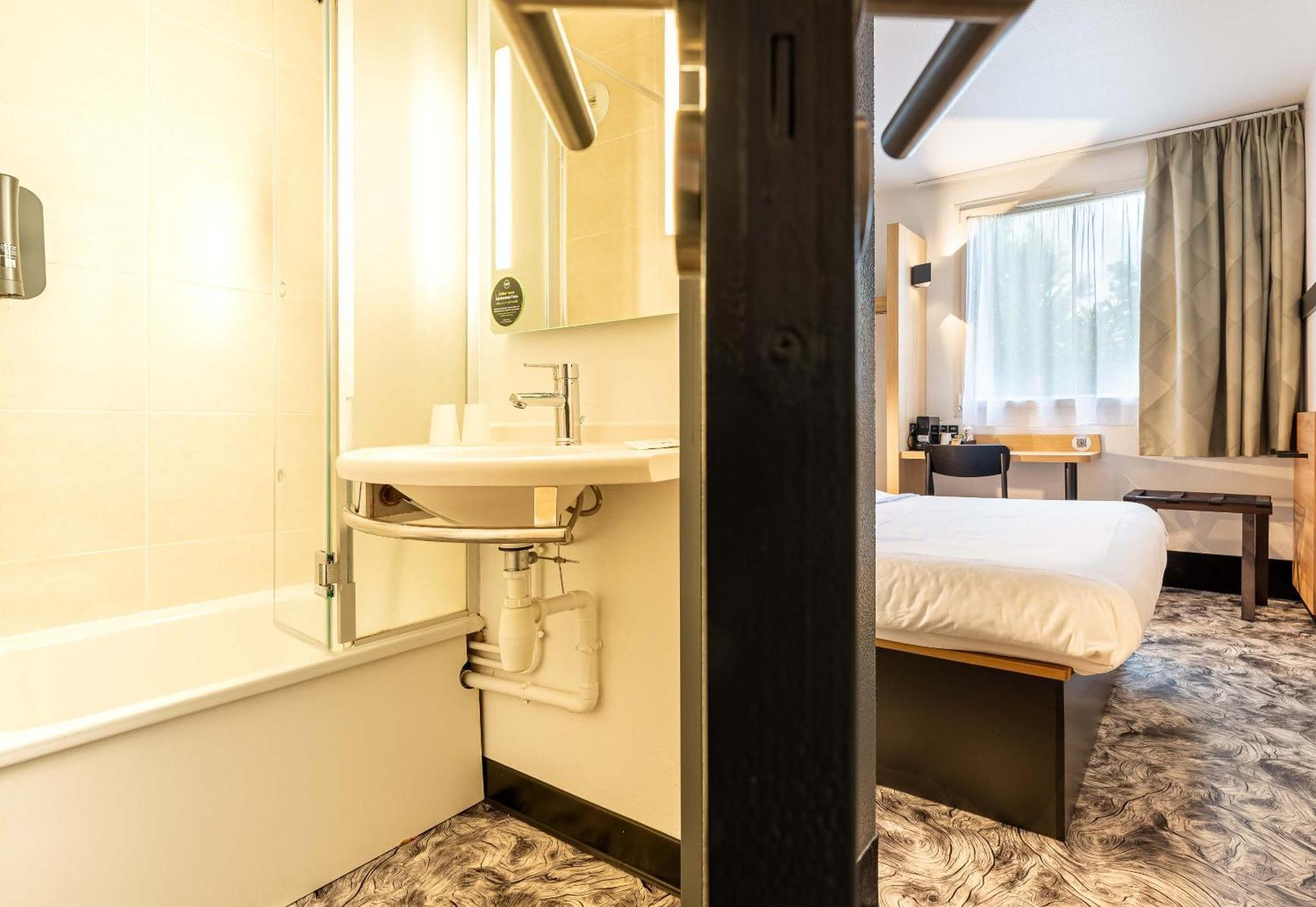 B&B Hotel Nantes Atlantis Le Zenith Saint-Herblain Exterior photo